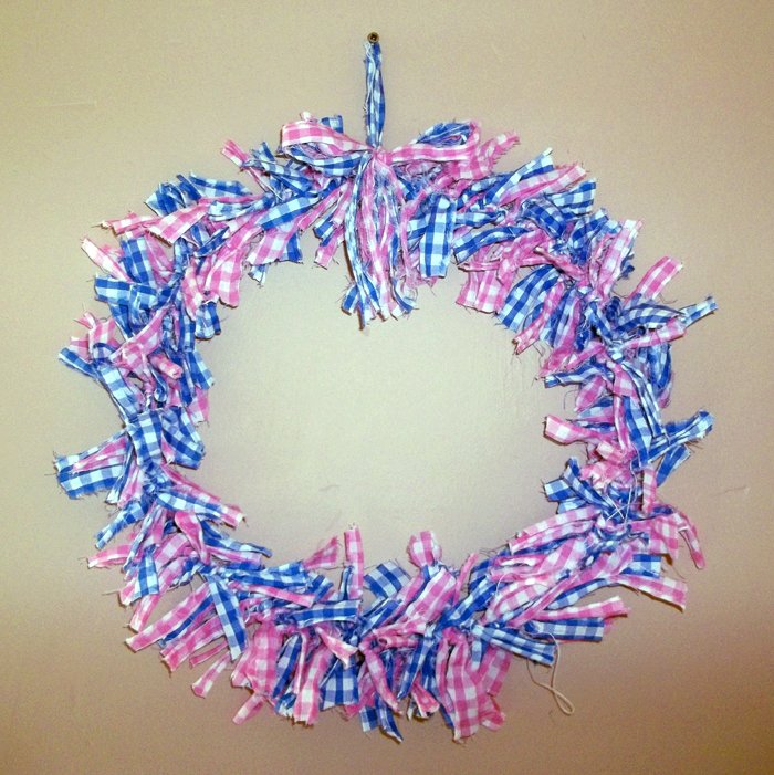 Things to make and do - Make a Shabby Fabric Wreath