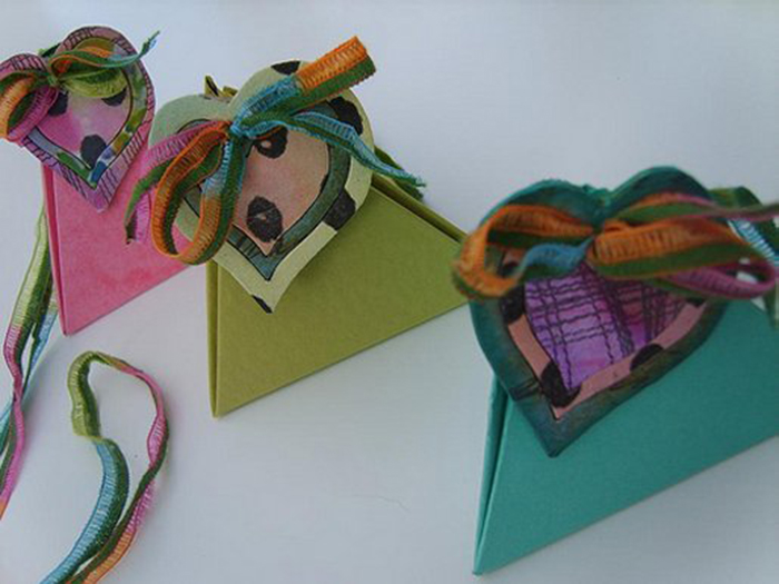Things to make and do - Gallery: pyramid boxes by Suz Pinner, the 8th Gem