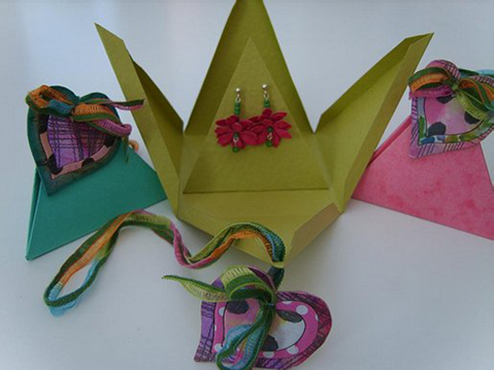 Things to make and do - Gallery: pyramid boxes by Suz Pinner, the 8th Gem