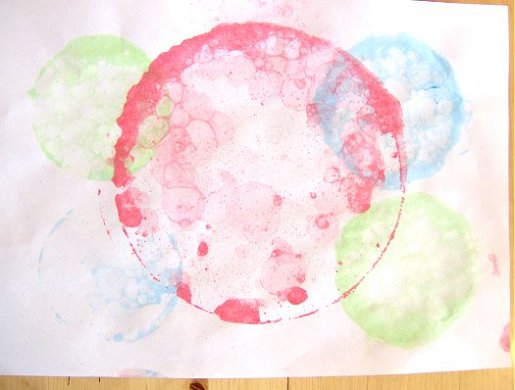 Things to make and do - art: Bubble Painting