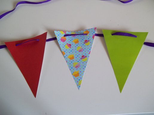 Things to make and do - Make Paper Bunting